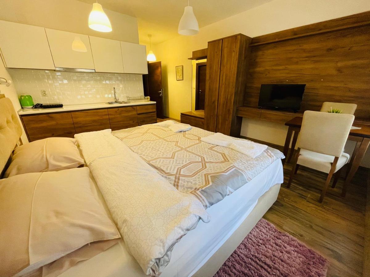 Fuk-Tak Apartmani&Restoran Dojran Pokoj fotografie